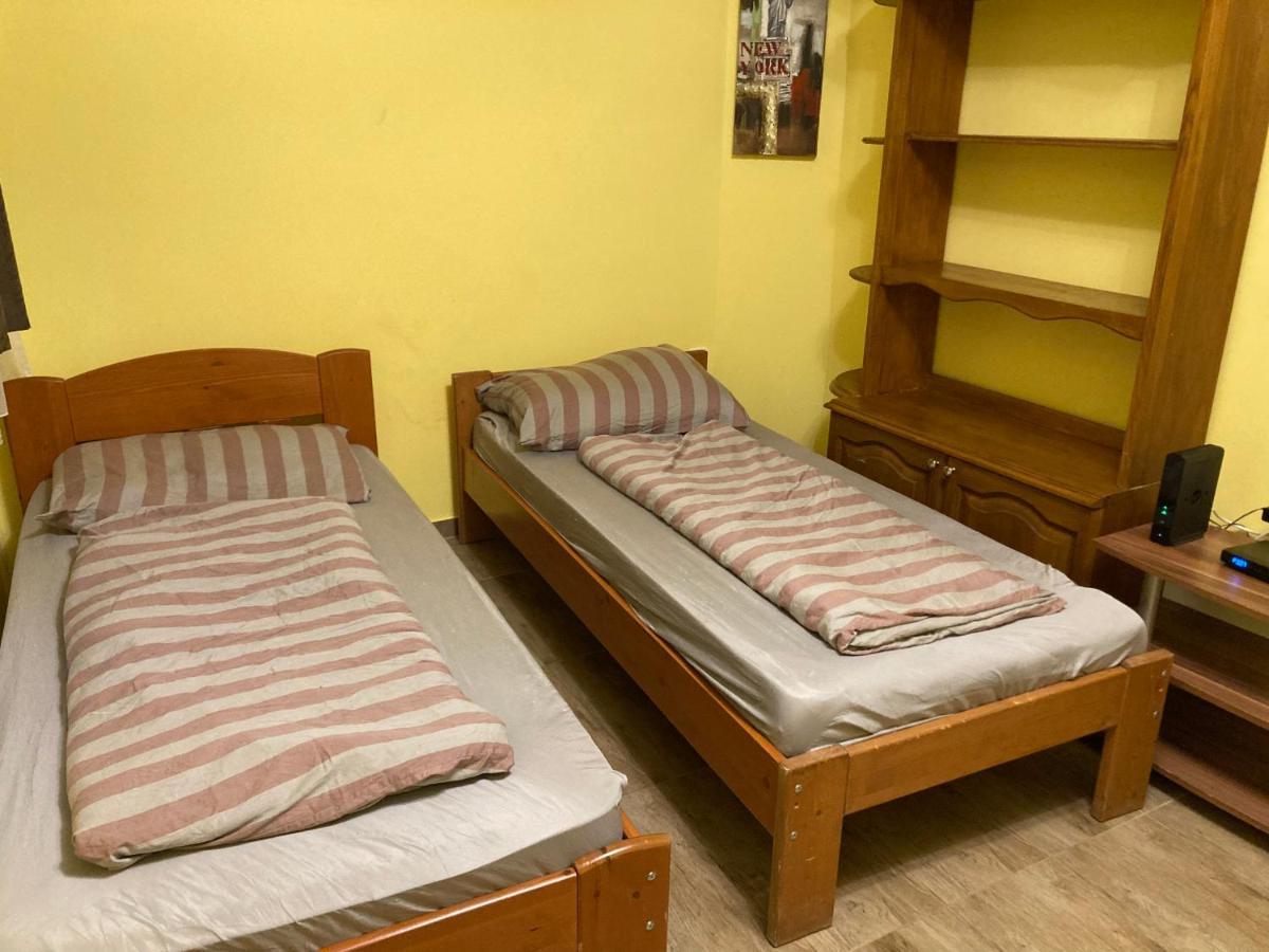 Roland Apartmant Zuglo Budapest Exteriör bild