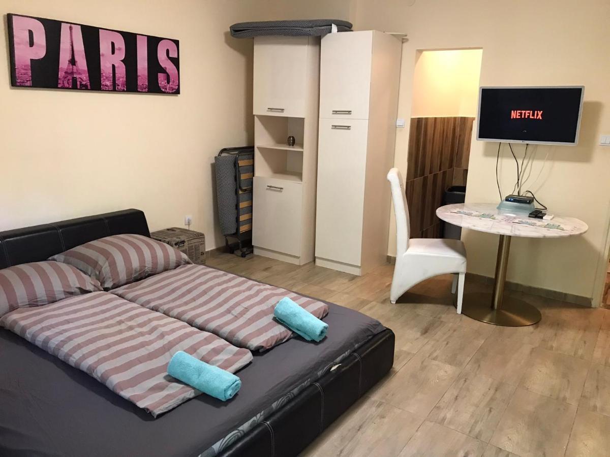 Roland Apartmant Zuglo Budapest Exteriör bild