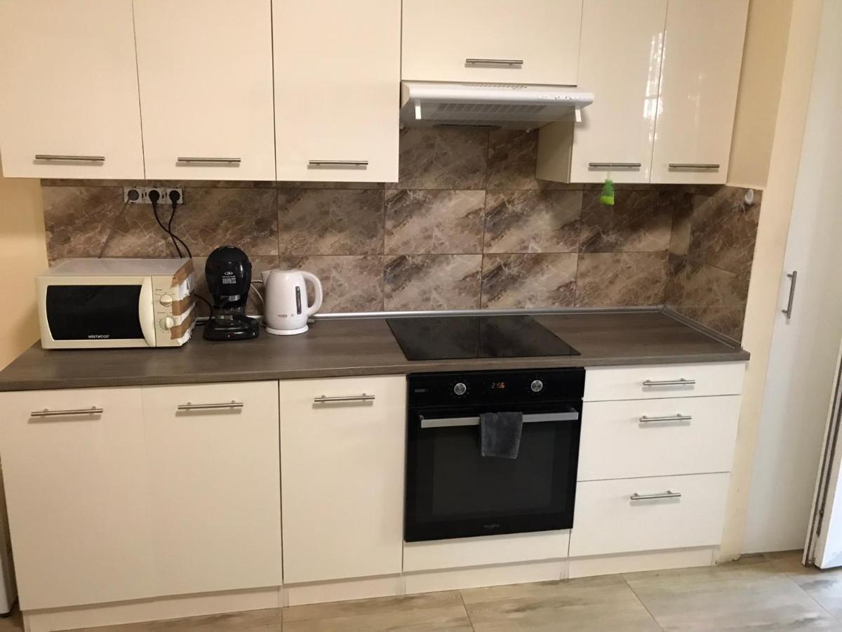 Roland Apartmant Zuglo Budapest Exteriör bild